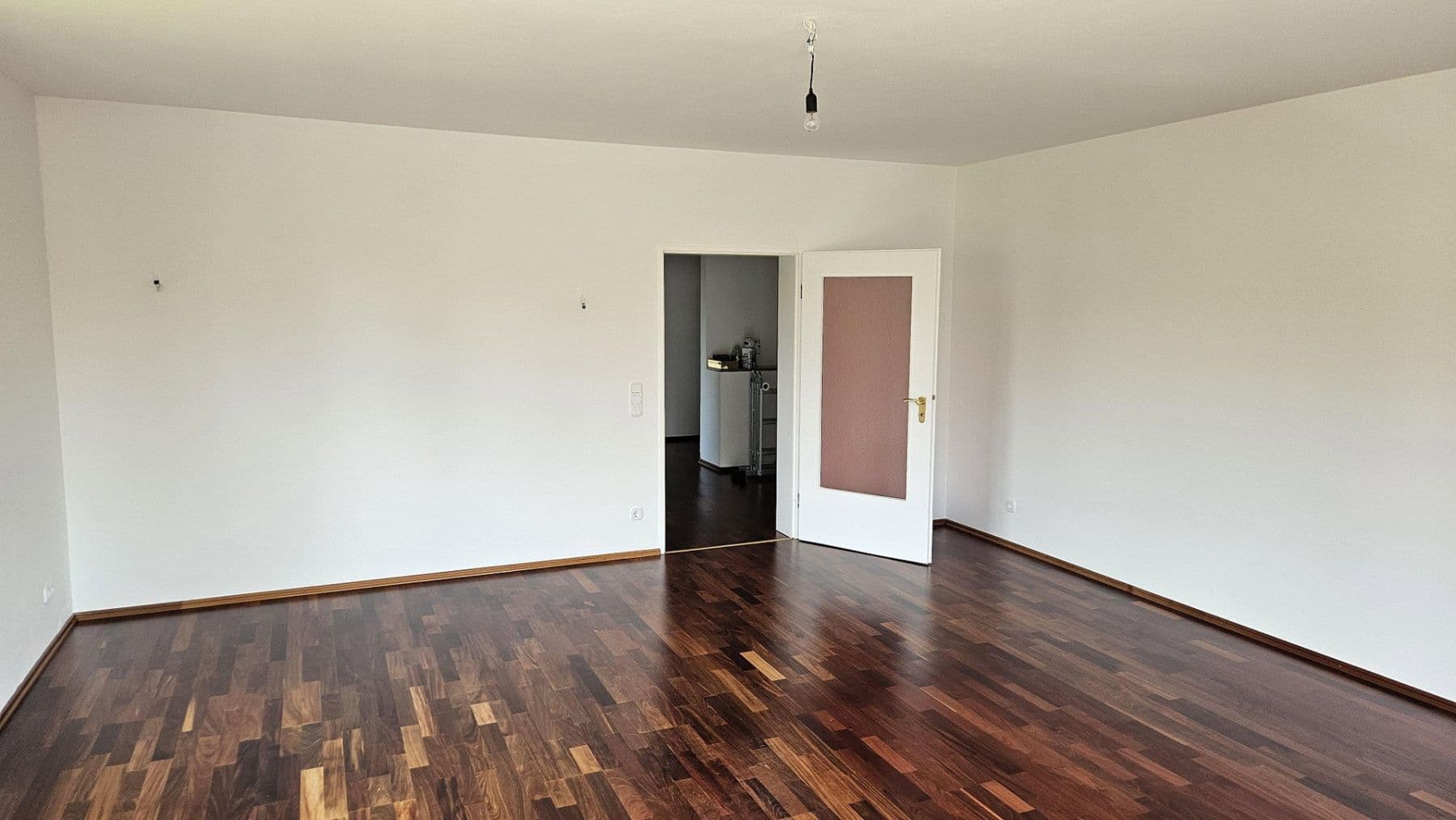 Prodej bytu 3+1 112 m², Camerloherstr. 124, München, Bavorsko Prodej bytu 3+1 112 m², Camerloherstr. 124, München, Bavorsko