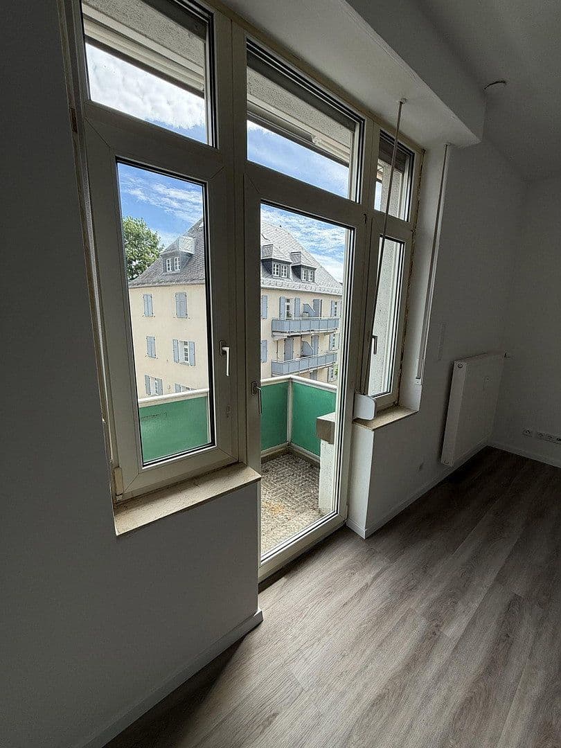 Pronájem bytu 3+1 75 m², Mittelstraße 33, Bad Nauheim, Hessen Pronájem bytu 3+1 75 m², Mittelstraße 33, Bad Nauheim, Hessen