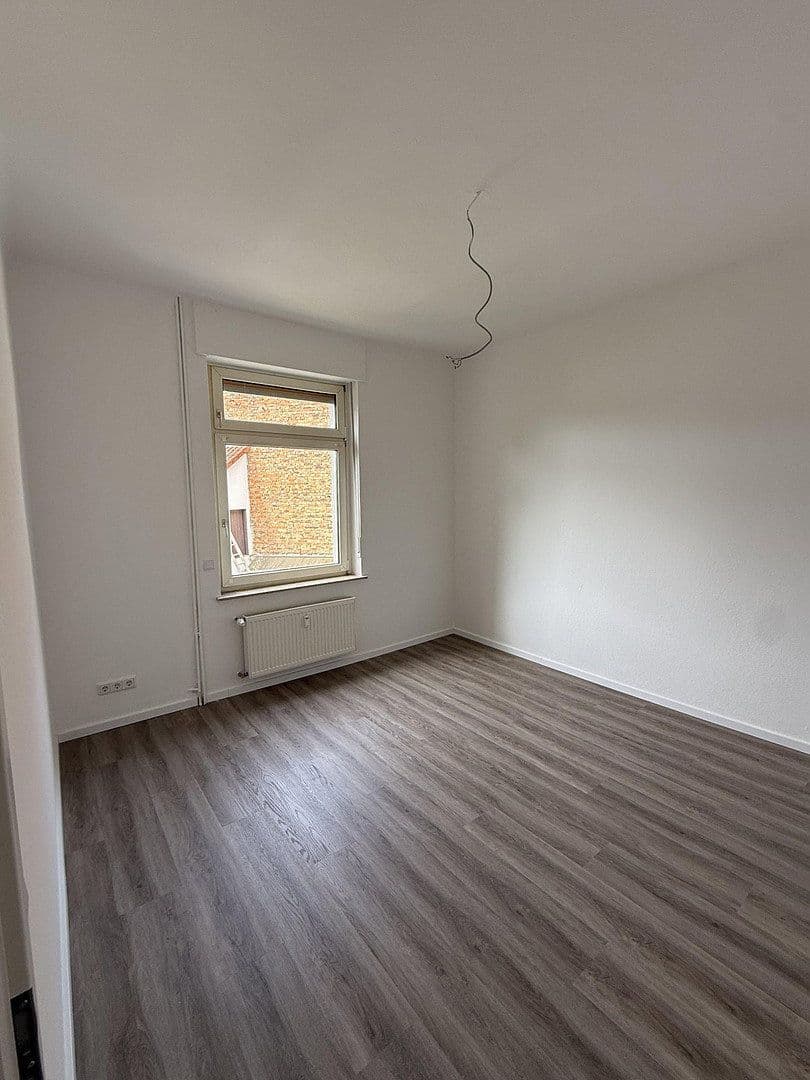 Pronájem bytu 3+1 75 m², Mittelstraße 33, Bad Nauheim, Hessen Pronájem bytu 3+1 75 m², Mittelstraße 33, Bad Nauheim, Hessen