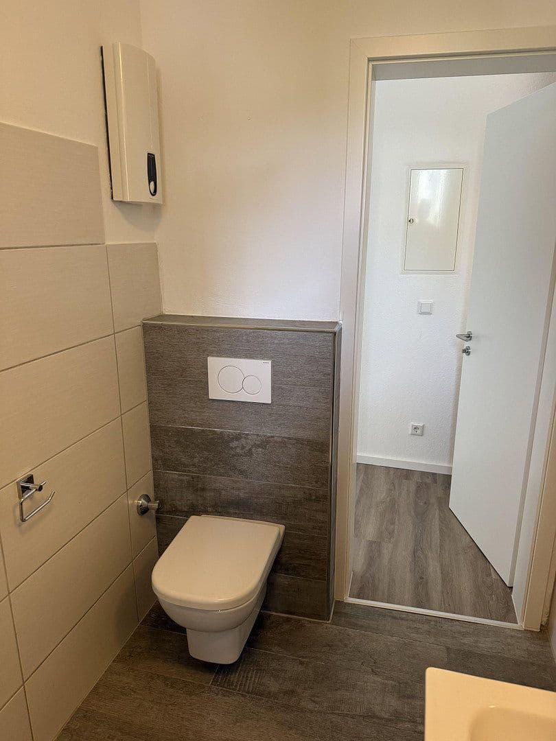 Pronájem bytu 3+1 75 m², Mittelstraße 33, Bad Nauheim, Hessen Pronájem bytu 3+1 75 m², Mittelstraße 33, Bad Nauheim, Hessen
