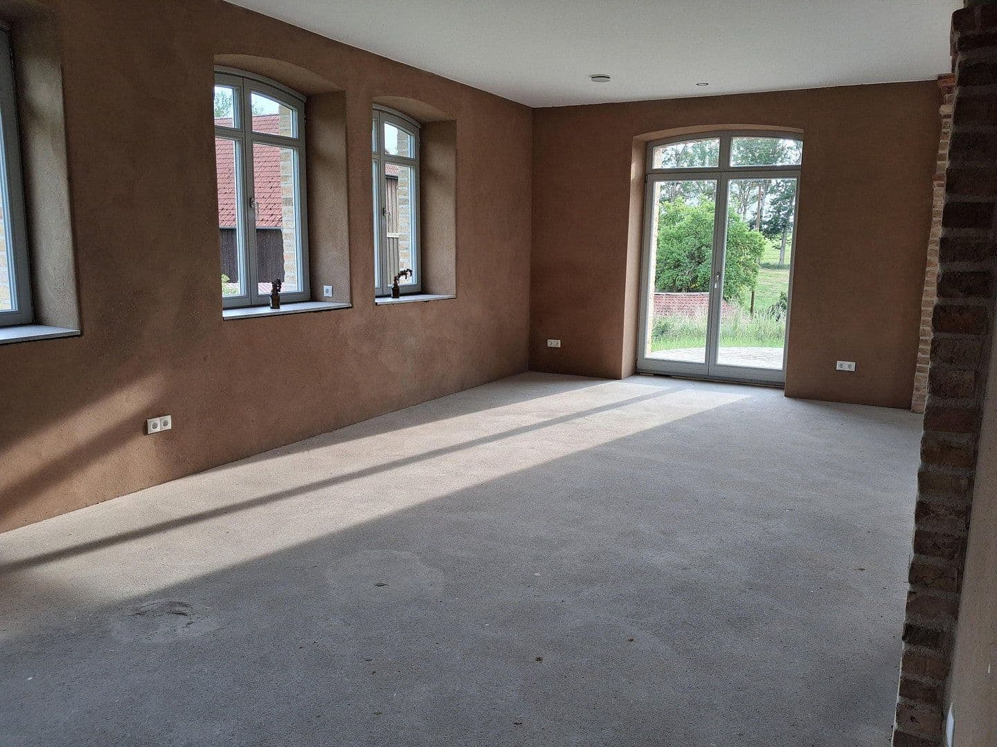 Prodej domu 275 m², pozemek 9.845 m², Behren-Lübchin, Mecklenburg-Vorpommern Prodej domu 275 m², pozemek 9.845 m², Behren-Lübchin, Mecklenburg-Vorpommern