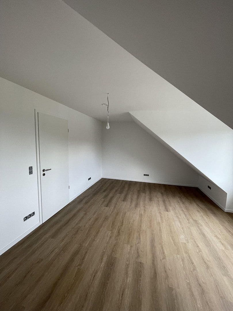 Pronájem bytu 2+1 72 m², Kempen, Severní Porýní-Vestfálsko Pronájem bytu 2+1 72 m², Kempen, Severní Porýní-Vestfálsko