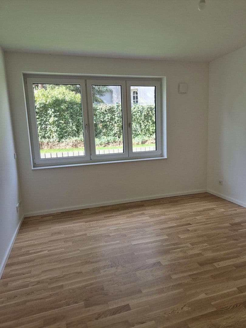 Pronájem bytu 3+1 77 m², Schillerstr. 21, Berlin, Berlín Pronájem bytu 3+1 77 m², Schillerstr. 21, Berlin, Berlín