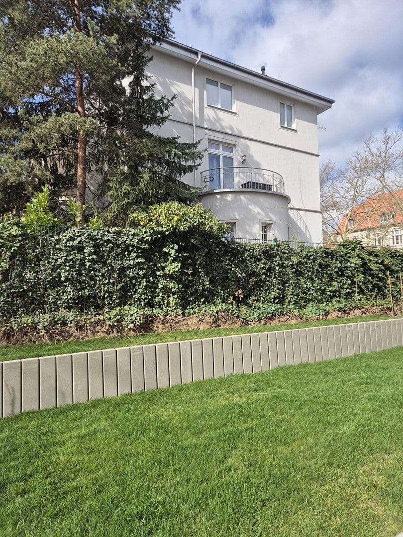 Pronájem bytu 3+1 77 m², Schillerstr. 21, Berlin, Berlín Pronájem bytu 3+1 77 m², Schillerstr. 21, Berlin, Berlín