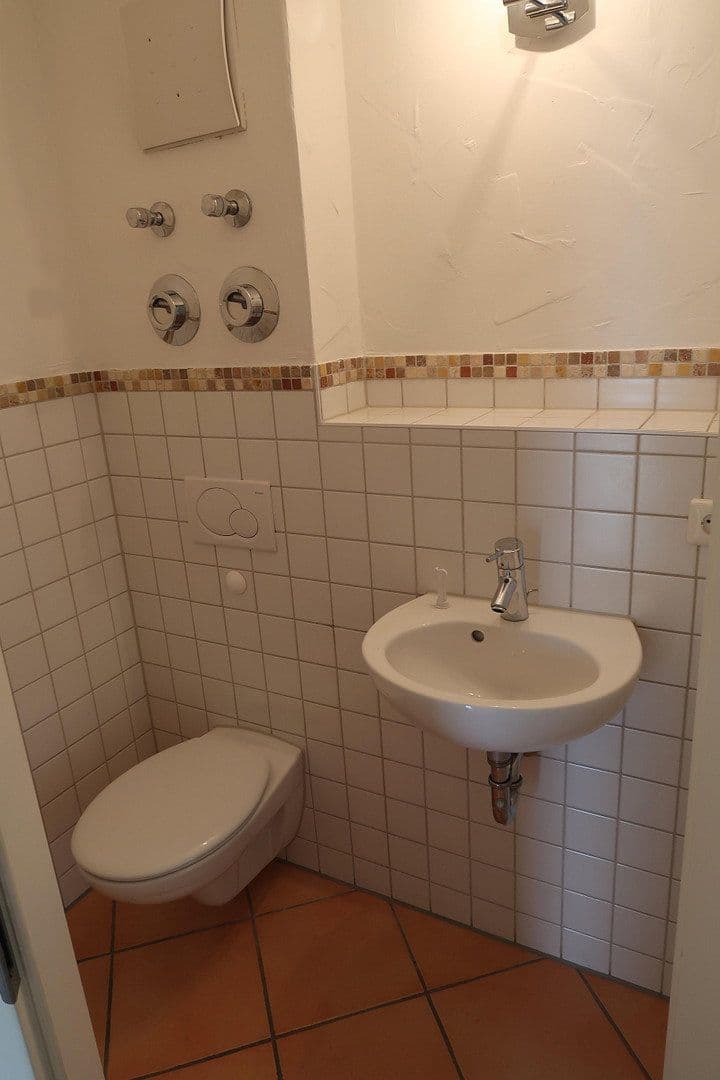 Prodej bytu 3+kk 72 m², Kusterdingen, Bádensko-Württembersko Prodej bytu 3+kk 72 m², Kusterdingen, Bádensko-Württembersko