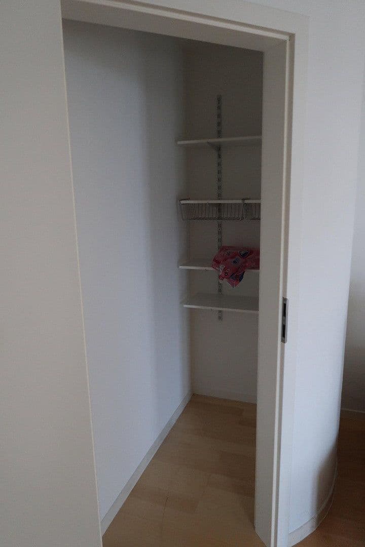 Prodej bytu 3+kk 72 m², Kusterdingen, Bádensko-Württembersko Prodej bytu 3+kk 72 m², Kusterdingen, Bádensko-Württembersko
