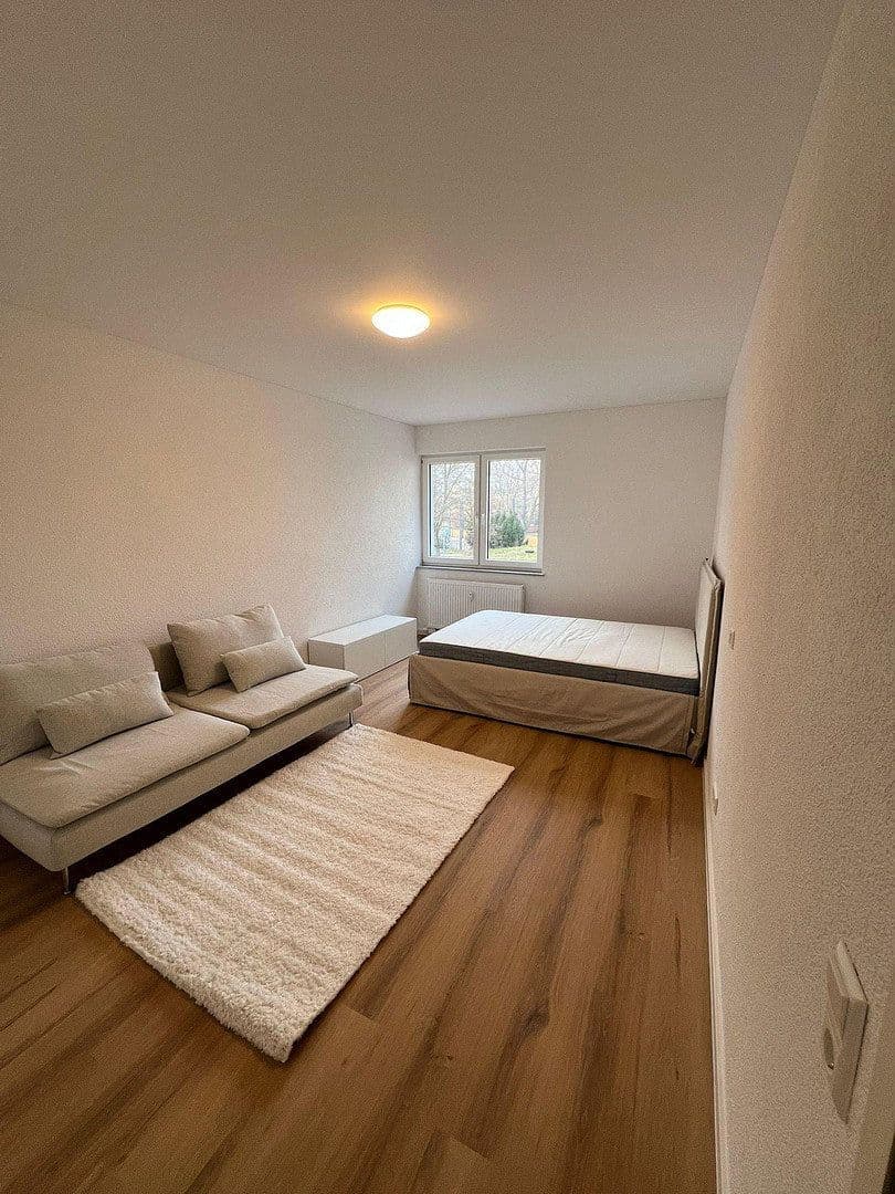 Pronájem bytu 1+1 46 m², Mannheim, Bádensko-Württembersko Pronájem bytu 1+1 46 m², Mannheim, Bádensko-Württembersko
