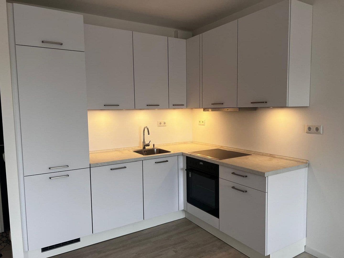 Pronájem bytu 2+1 60 m², An der alten Gärtnerei 34A, Berlin, Berlín Pronájem bytu 2+1 60 m², An der alten Gärtnerei 34A, Berlin, Berlín
