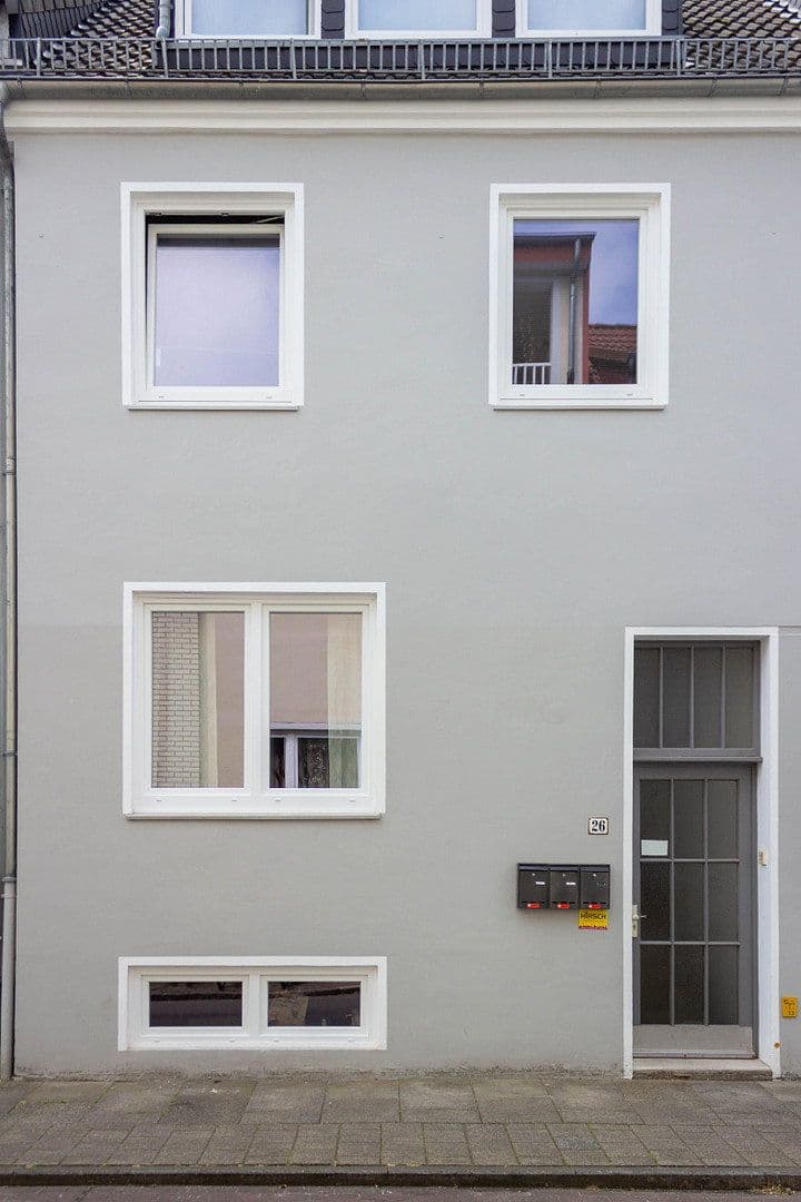 Pronájem bytu 2+1 44 m², Olgastr. 26, Bremen, Bremen Pronájem bytu 2+1 44 m², Olgastr. 26, Bremen, Bremen