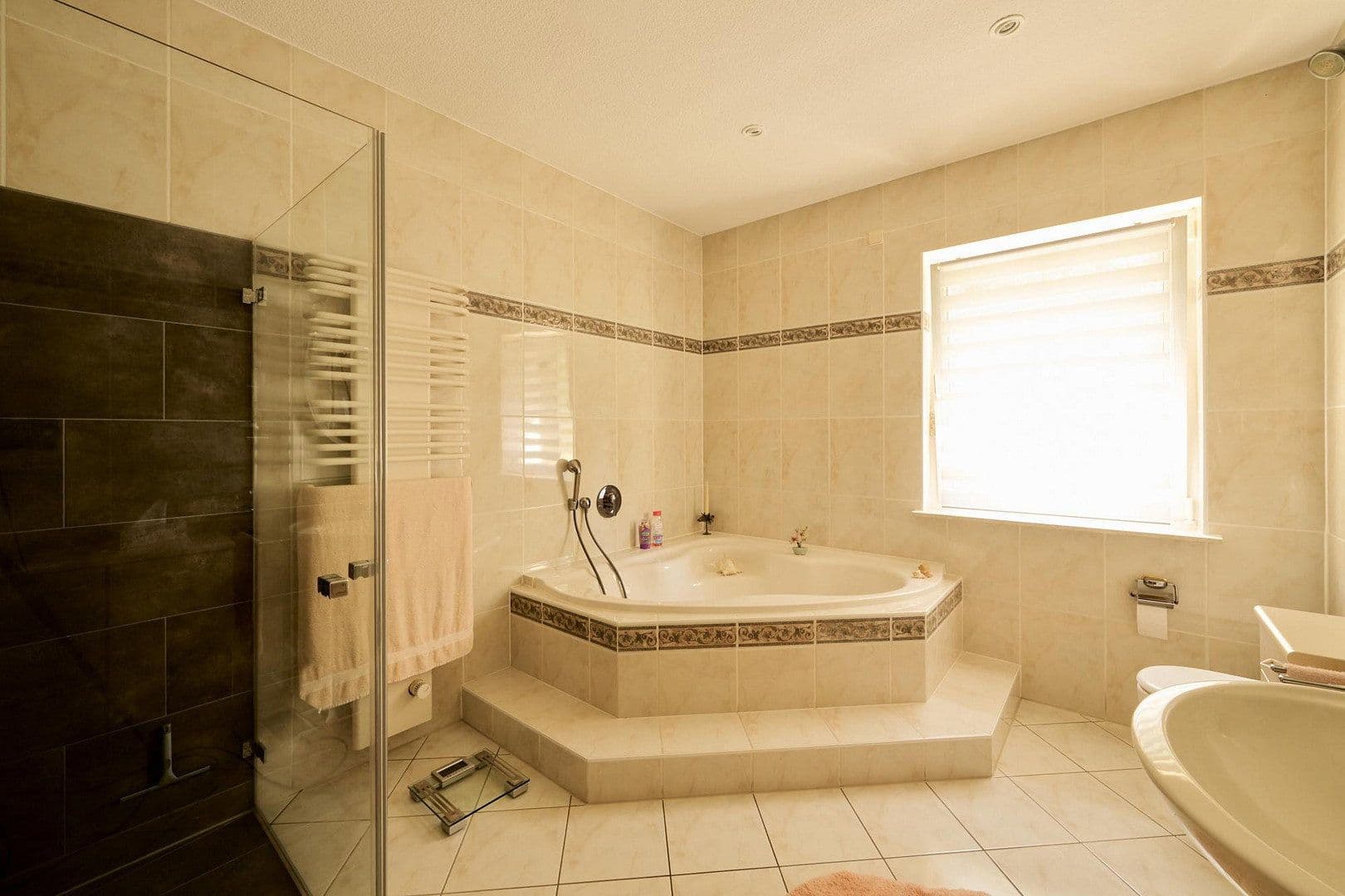Prodej domu 277 m², pozemek 3.439 m², Treuenbrietzen, Braniborsko Prodej domu 277 m², pozemek 3.439 m², Treuenbrietzen, Braniborsko