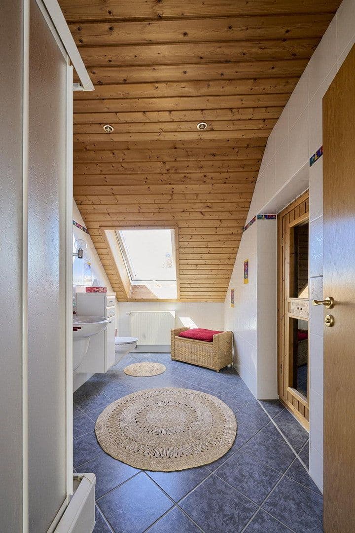 Prodej domu 277 m², pozemek 3.439 m², Treuenbrietzen, Braniborsko Prodej domu 277 m², pozemek 3.439 m², Treuenbrietzen, Braniborsko