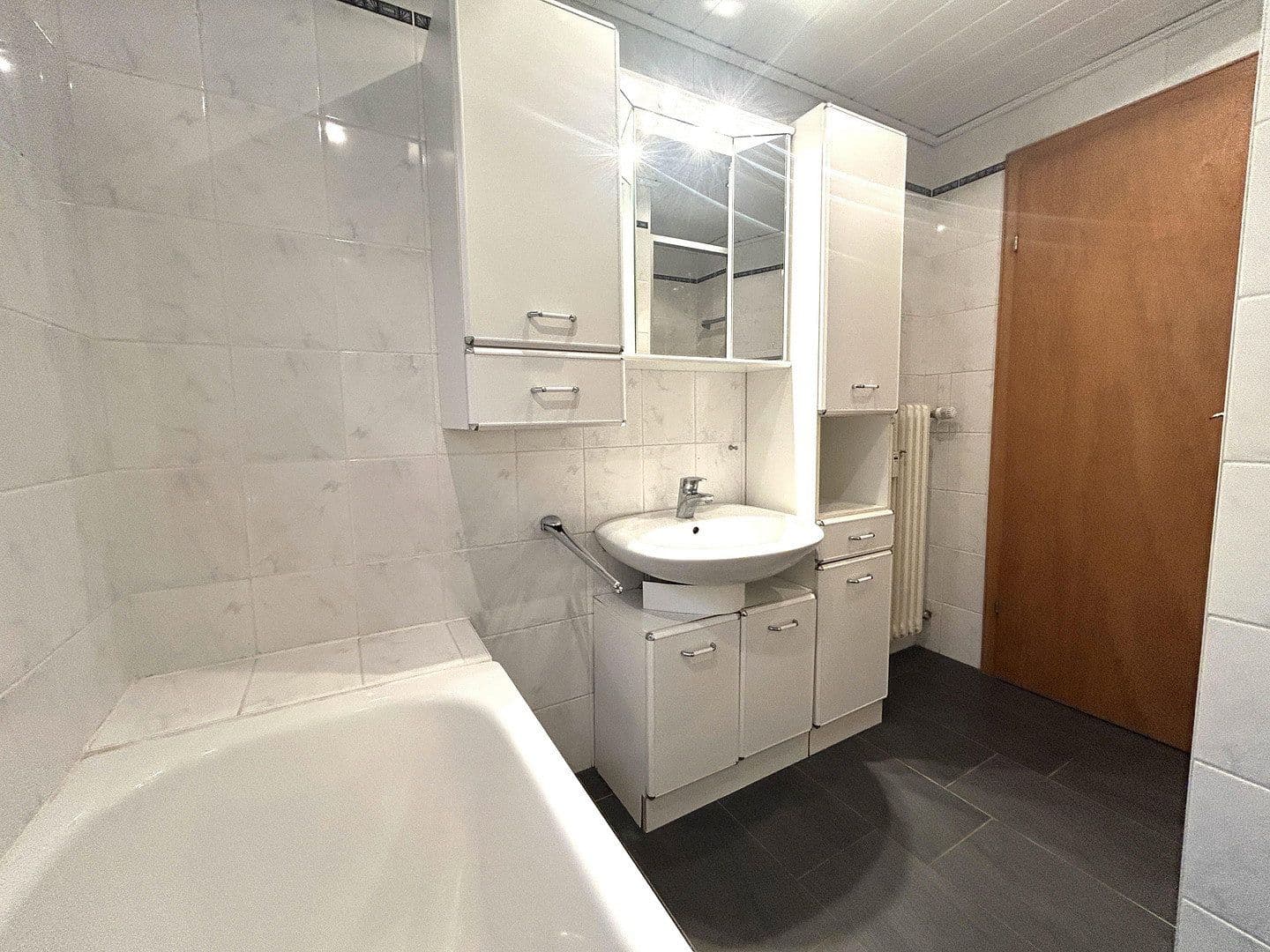 Pronájem bytu 3+1 122 m², Osianderweg 1, Alfeld (Leine), Dolní Sasko Pronájem bytu 3+1 122 m², Osianderweg 1, Alfeld (Leine), Dolní Sasko