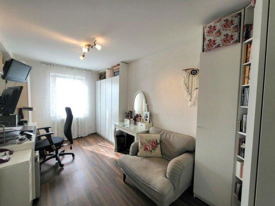 Prodej bytu 3+1 73 m², Herrenberg, Bádensko-Württembersko Prodej bytu 3+1 73 m², Herrenberg, Bádensko-Württembersko