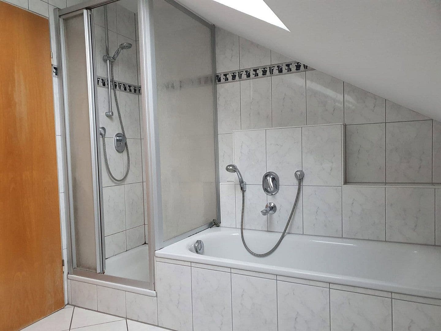 Pronájem bytu 4+1 71 m², Auenwald, Bádensko-Württembersko Pronájem bytu 4+1 71 m², Auenwald, Bádensko-Württembersko