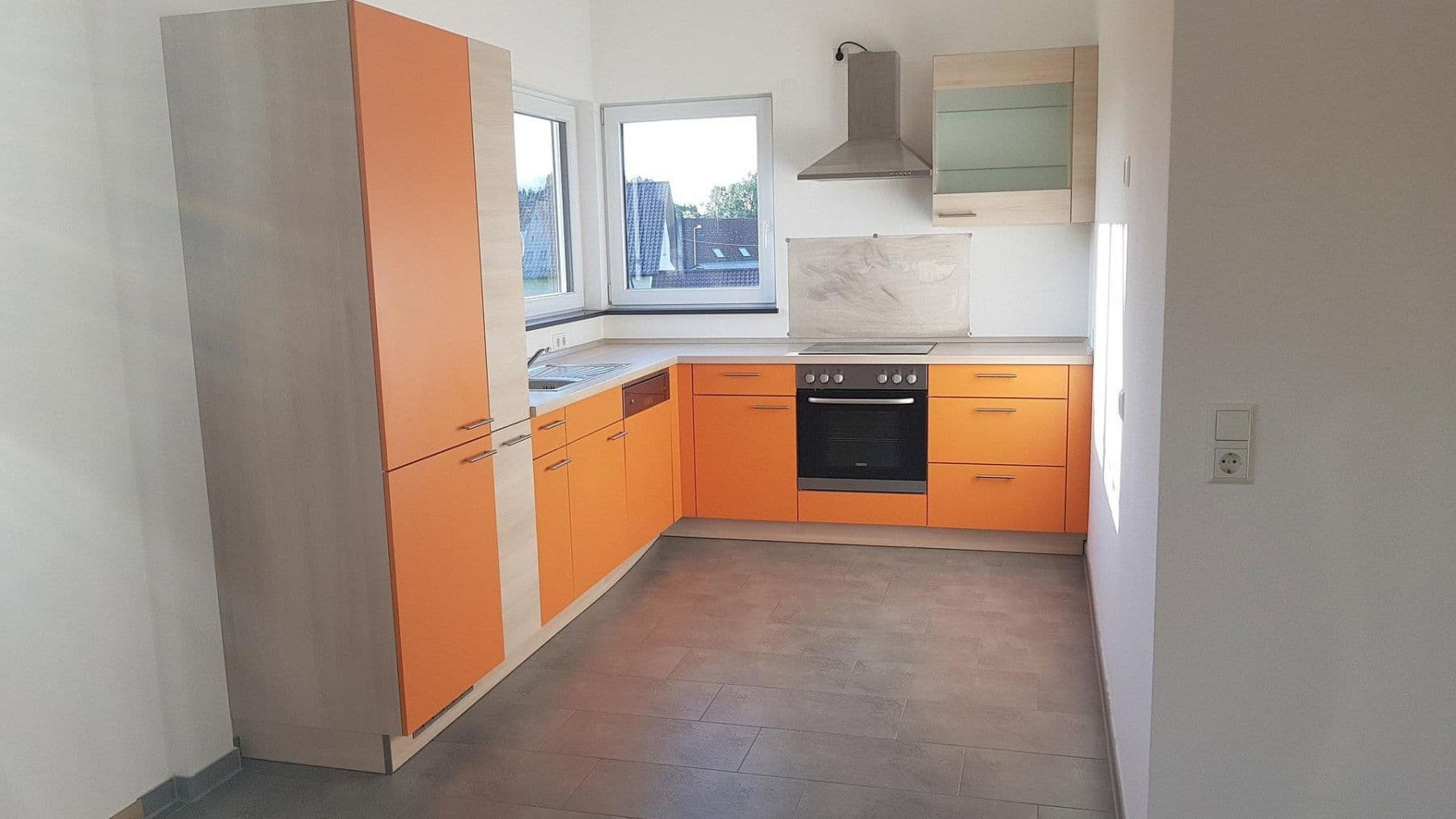 Pronájem bytu 4+1 100 m², Tiefenbach, Bádensko-Württembersko Pronájem bytu 4+1 100 m², Tiefenbach, Bádensko-Württembersko