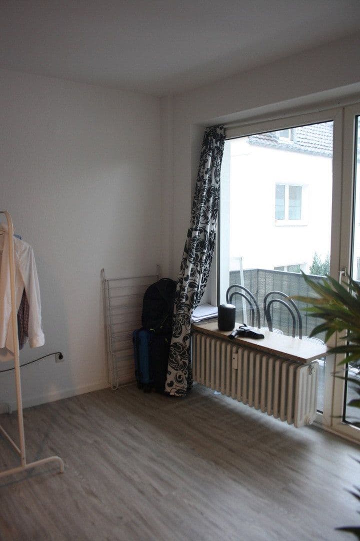 Pronájem bytu 1+1 31 m², Nordstraße 68, Krefeld, Severní Porýní-Vestfálsko Pronájem bytu 1+1 31 m², Nordstraße 68, Krefeld, Severní Porýní-Vestfálsko