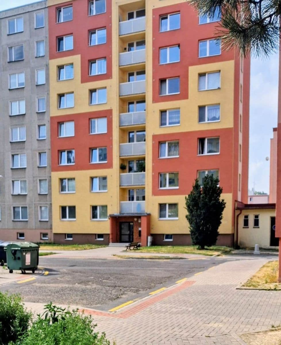 Prodej bytu 2+1 42 m², Horní, Bruntál, Moravskoslezský kraj Prodej bytu 2+1 42 m², Horní, Bruntál, Moravskoslezský kraj