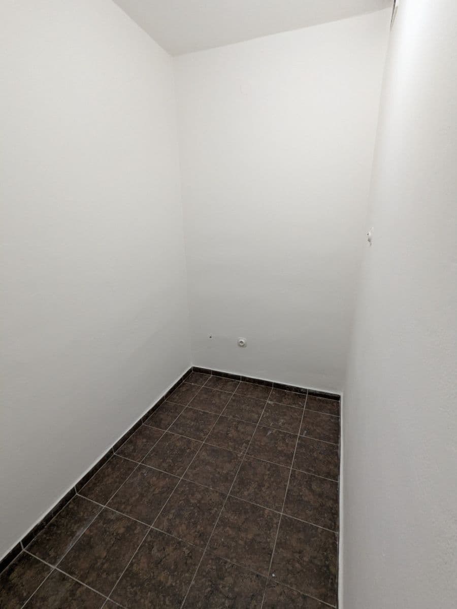 Prodej bytu 3+1 79 m², Kárníkova, Brno, Jihomoravský kraj Prodej bytu 3+1 79 m², Kárníkova, Brno, Jihomoravský kraj