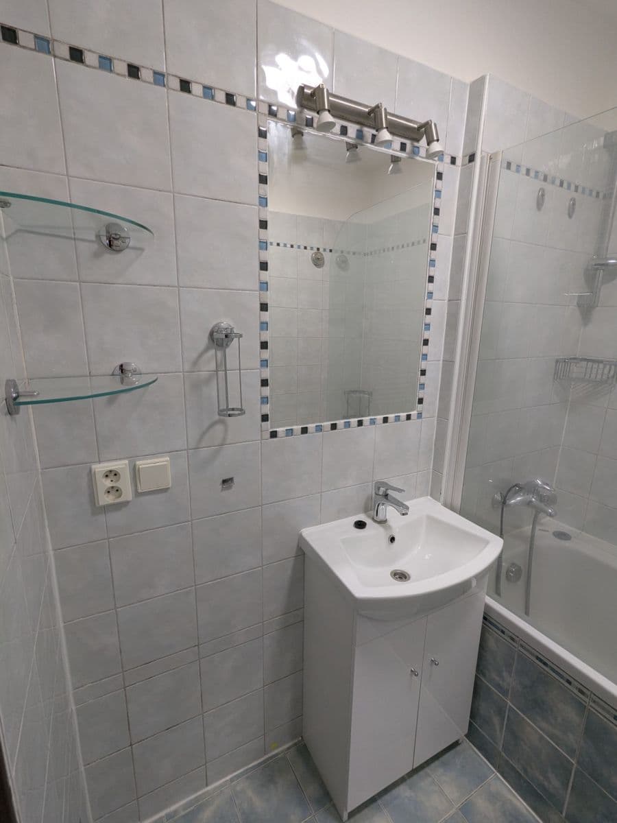 Prodej bytu 3+1 79 m², Kárníkova, Brno, Jihomoravský kraj Prodej bytu 3+1 79 m², Kárníkova, Brno, Jihomoravský kraj