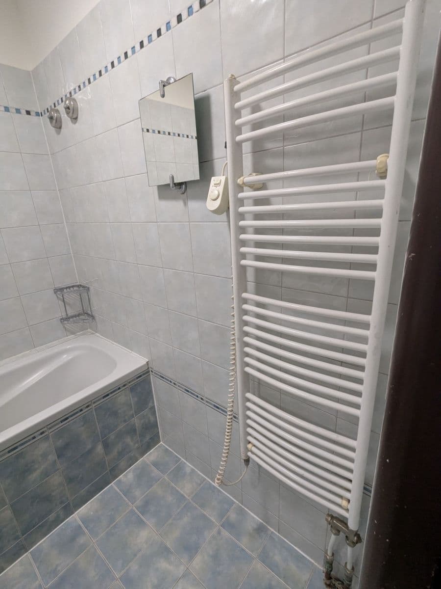 Prodej bytu 3+1 79 m², Kárníkova, Brno, Jihomoravský kraj Prodej bytu 3+1 79 m², Kárníkova, Brno, Jihomoravský kraj