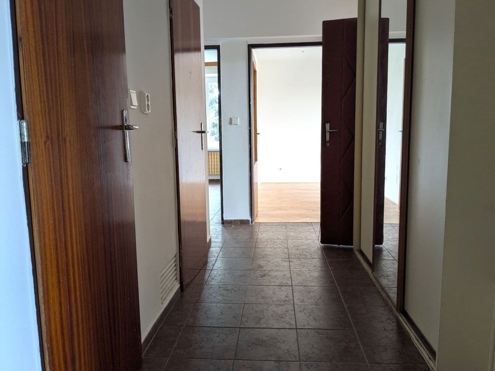 Prodej bytu 3+1 79 m², Kárníkova, Brno, Jihomoravský kraj Prodej bytu 3+1 79 m², Kárníkova, Brno, Jihomoravský kraj