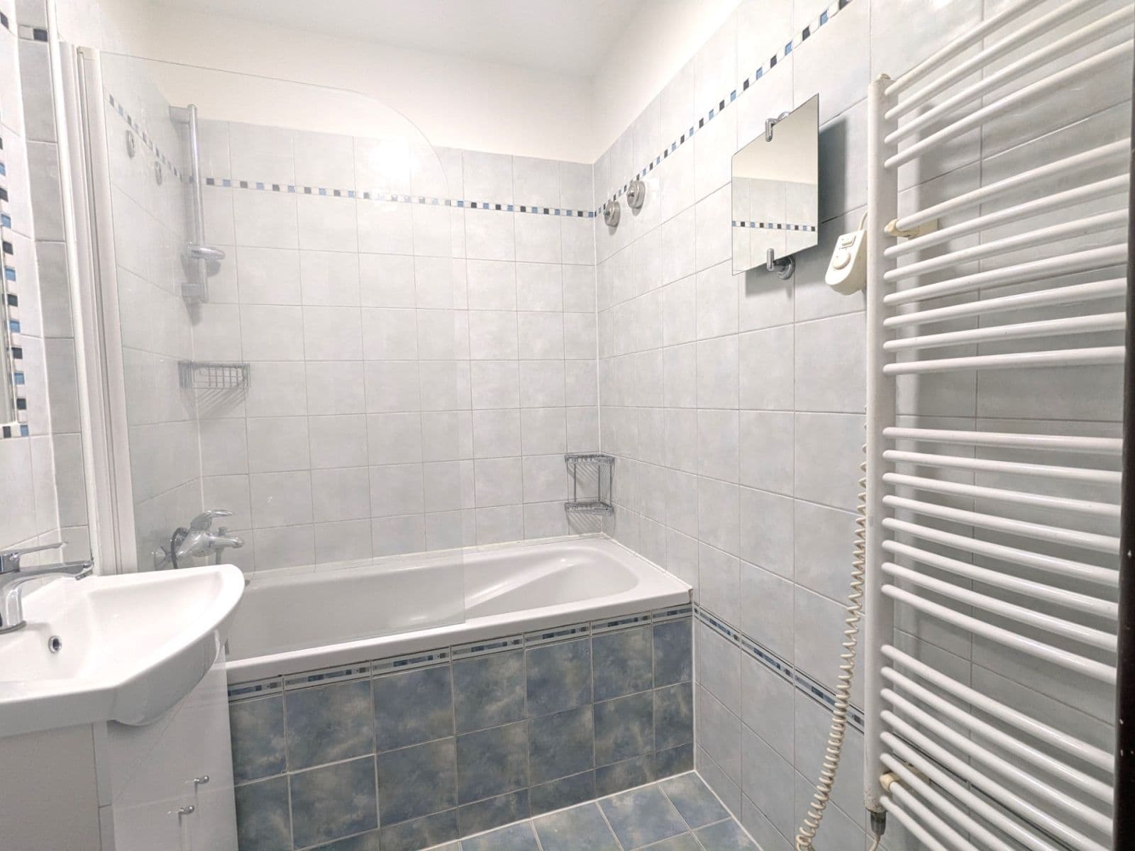 Prodej bytu 3+1 79 m², Kárníkova, Brno, Jihomoravský kraj Prodej bytu 3+1 79 m², Kárníkova, Brno, Jihomoravský kraj