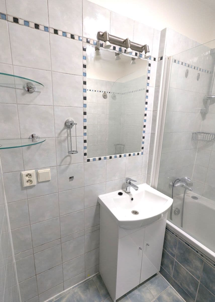 Prodej bytu 3+1 79 m², Kárníkova, Brno, Jihomoravský kraj Prodej bytu 3+1 79 m², Kárníkova, Brno, Jihomoravský kraj