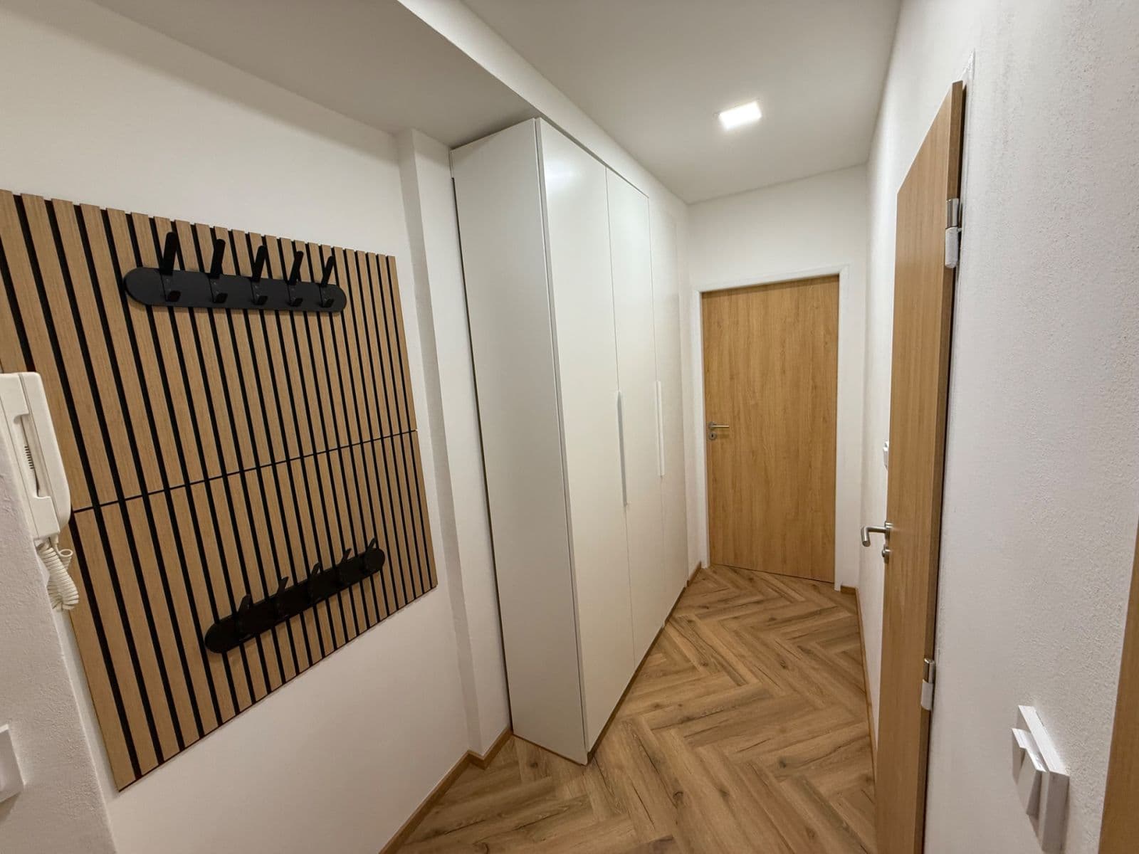 Pronájem bytu 2+kk 54 m², Kamenická, Děčín, Ústecký kraj Pronájem bytu 2+kk 54 m², Kamenická, Děčín, Ústecký kraj