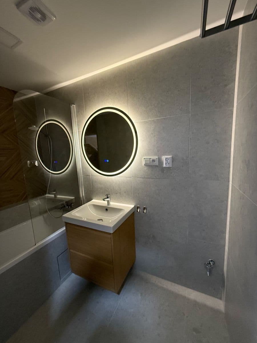 Pronájem bytu 2+kk 54 m², Kamenická, Děčín, Ústecký kraj Pronájem bytu 2+kk 54 m², Kamenická, Děčín, Ústecký kraj