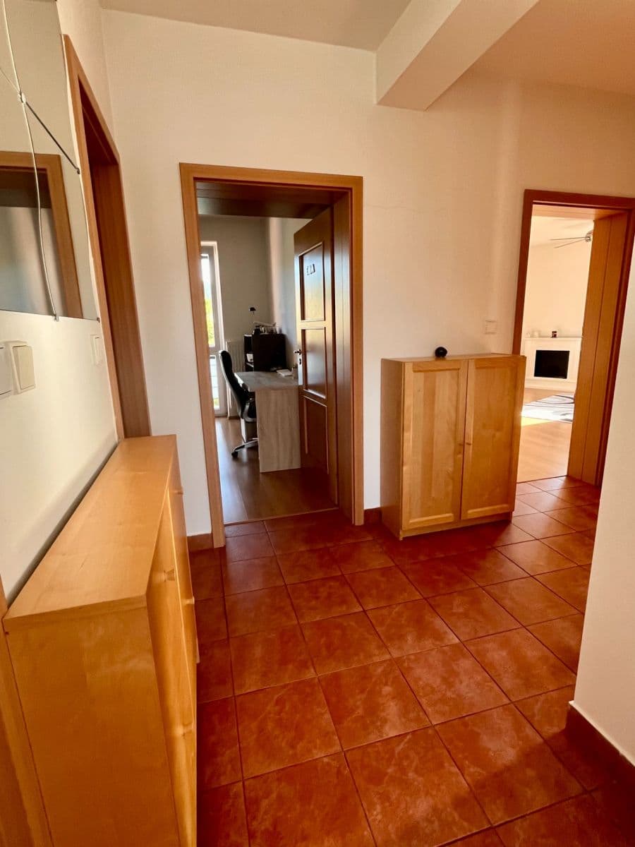 Prodej bytu 3+1 79 m², Jegorovova, Banská Bystrica, Banskobystrický kraj Prodej bytu 3+1 79 m², Jegorovova, Banská Bystrica, Banskobystrický kraj