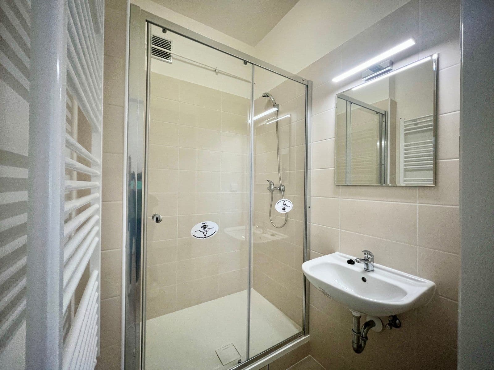 Pronájem bytu 1+kk 24 m², K Hájku, Frýdek-Místek, Moravskoslezský kraj Pronájem bytu 1+kk 24 m², K Hájku, Frýdek-Místek, Moravskoslezský kraj