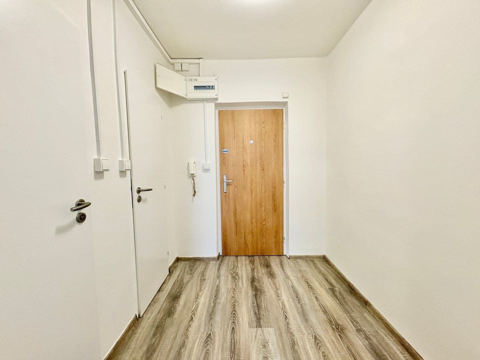 Pronájem bytu 1+kk 24 m², K Hájku, Frýdek-Místek, Moravskoslezský kraj Pronájem bytu 1+kk 24 m², K Hájku, Frýdek-Místek, Moravskoslezský kraj