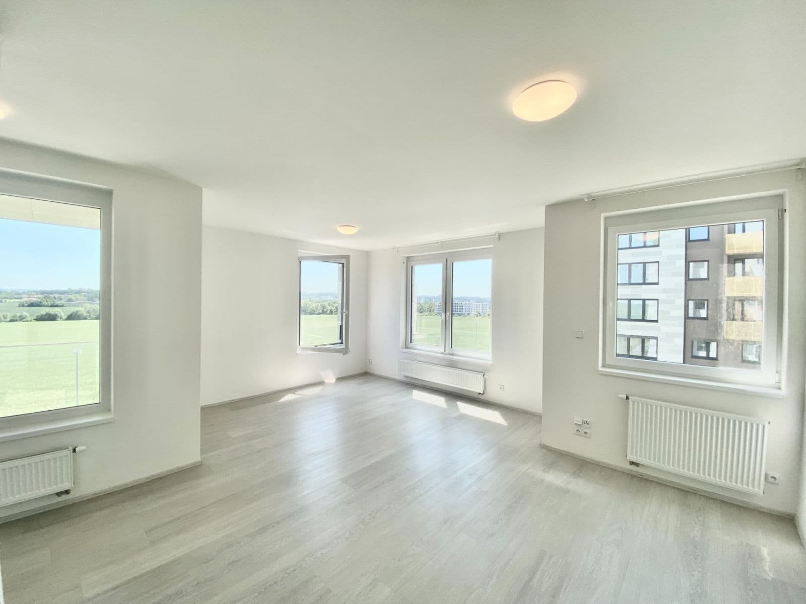 Pronájem bytu 1+kk 54 m², Honzíkova, Praha, Praha Pronájem bytu 1+kk 54 m², Honzíkova, Praha, Praha