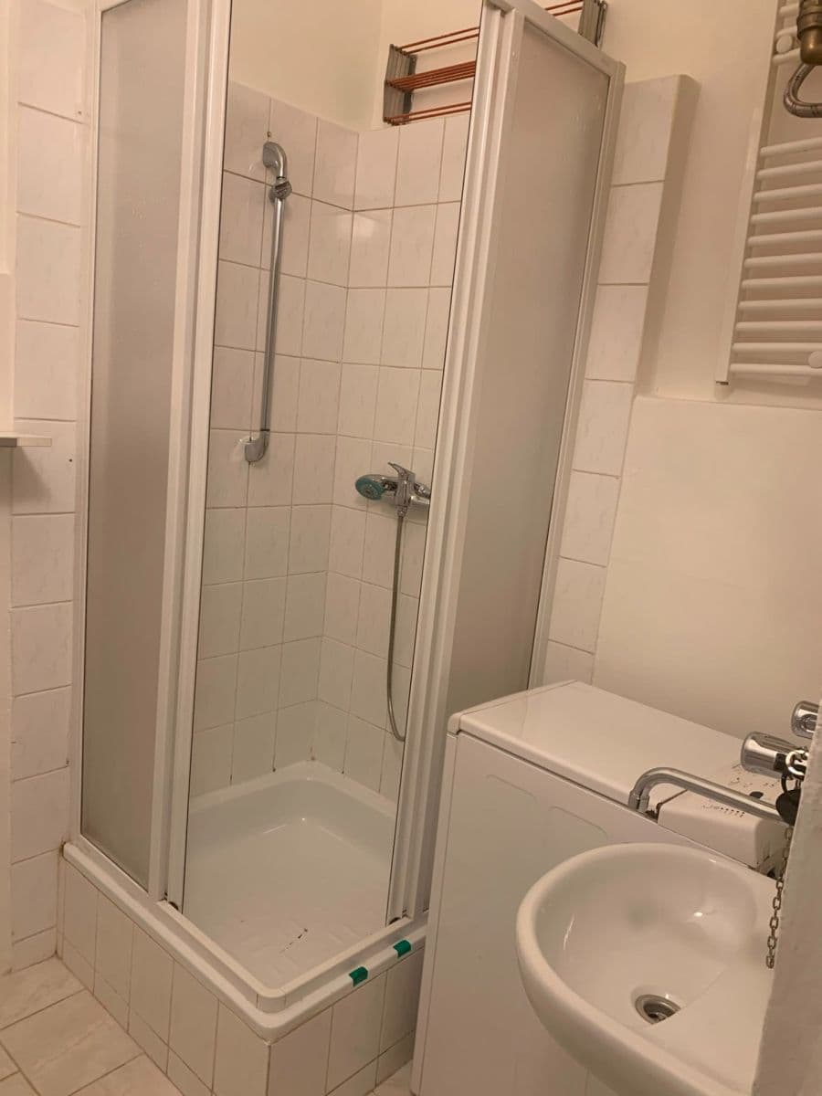 Pronájem bytu 1+1 25 m², Vršovická, Praha, Praha Pronájem bytu 1+1 25 m², Vršovická, Praha, Praha