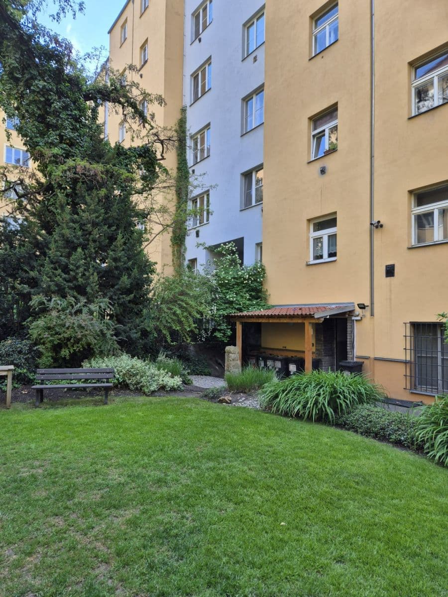 Pronájem bytu 1+kk 37 m², Stupkova, Praha, Praha Pronájem bytu 1+kk 37 m², Stupkova, Praha, Praha