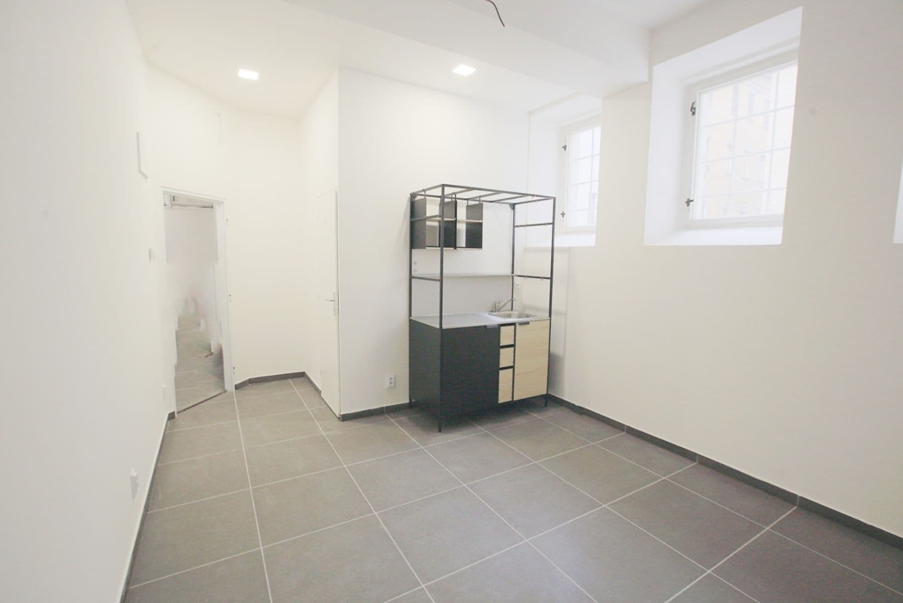 Pronájem bytu 1+kk 21 m², Pernerova, Praha, Praha Pronájem bytu 1+kk 21 m², Pernerova, Praha, Praha