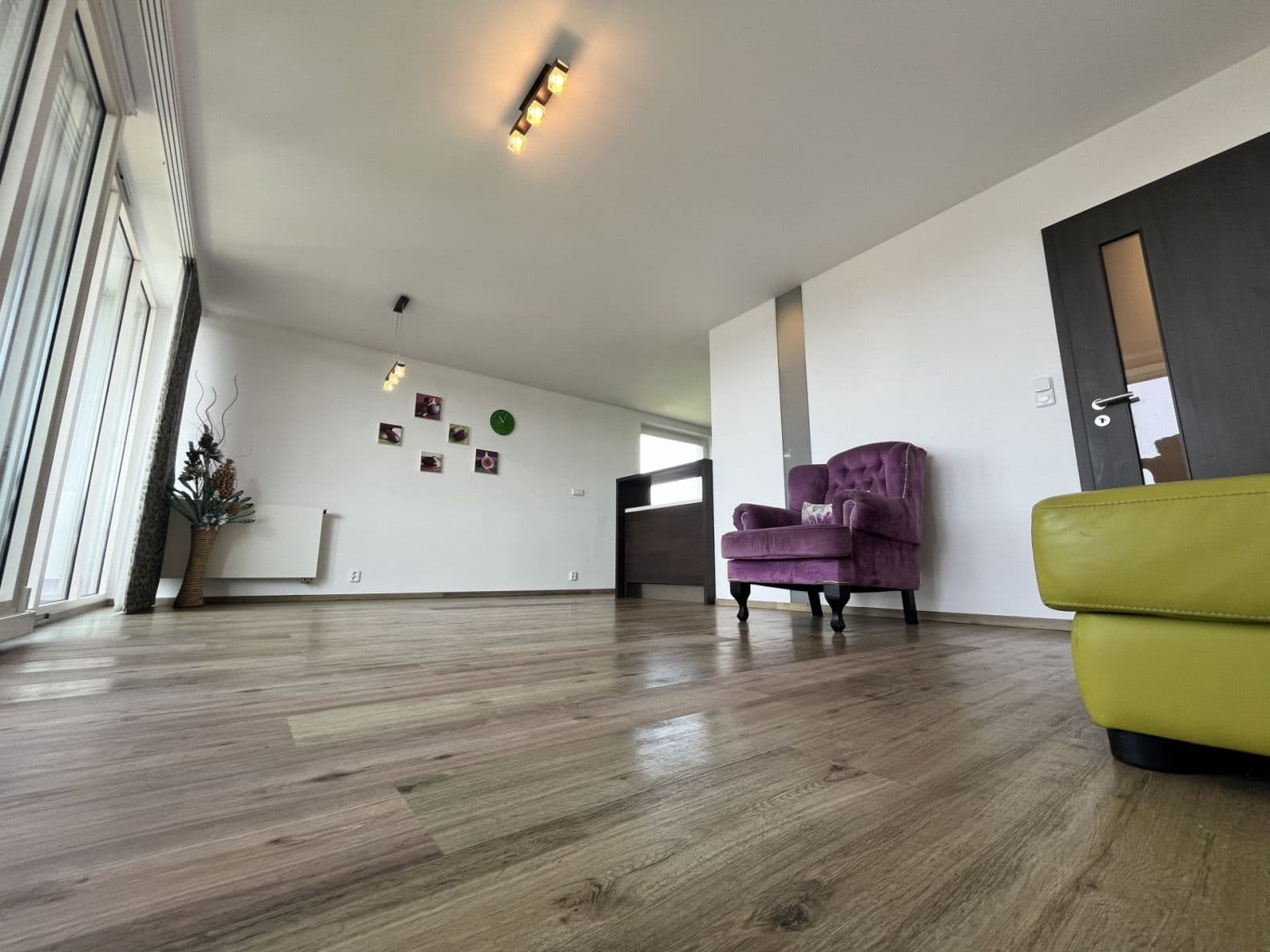 Pronájem bytu 3+kk 79 m², Doubravčická, Praha, Praha Pronájem bytu 3+kk 79 m², Doubravčická, Praha, Praha