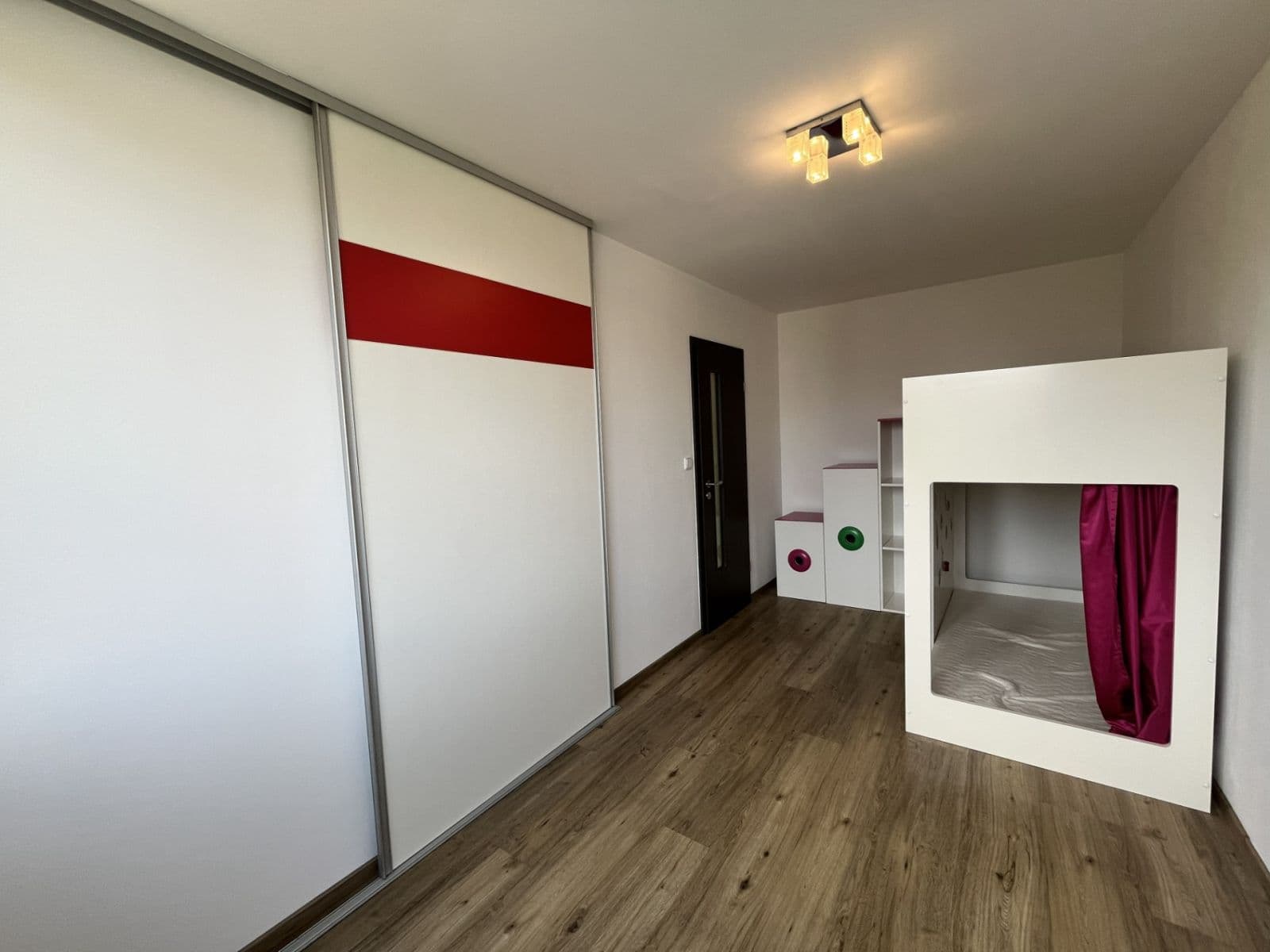 Pronájem bytu 3+kk 79 m², Doubravčická, Praha, Praha Pronájem bytu 3+kk 79 m², Doubravčická, Praha, Praha