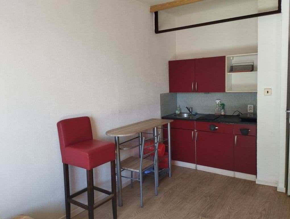 Pronájem bytu 1+kk 30 m², Machkova, Praha, Praha Pronájem bytu 1+kk 30 m², Machkova, Praha, Praha