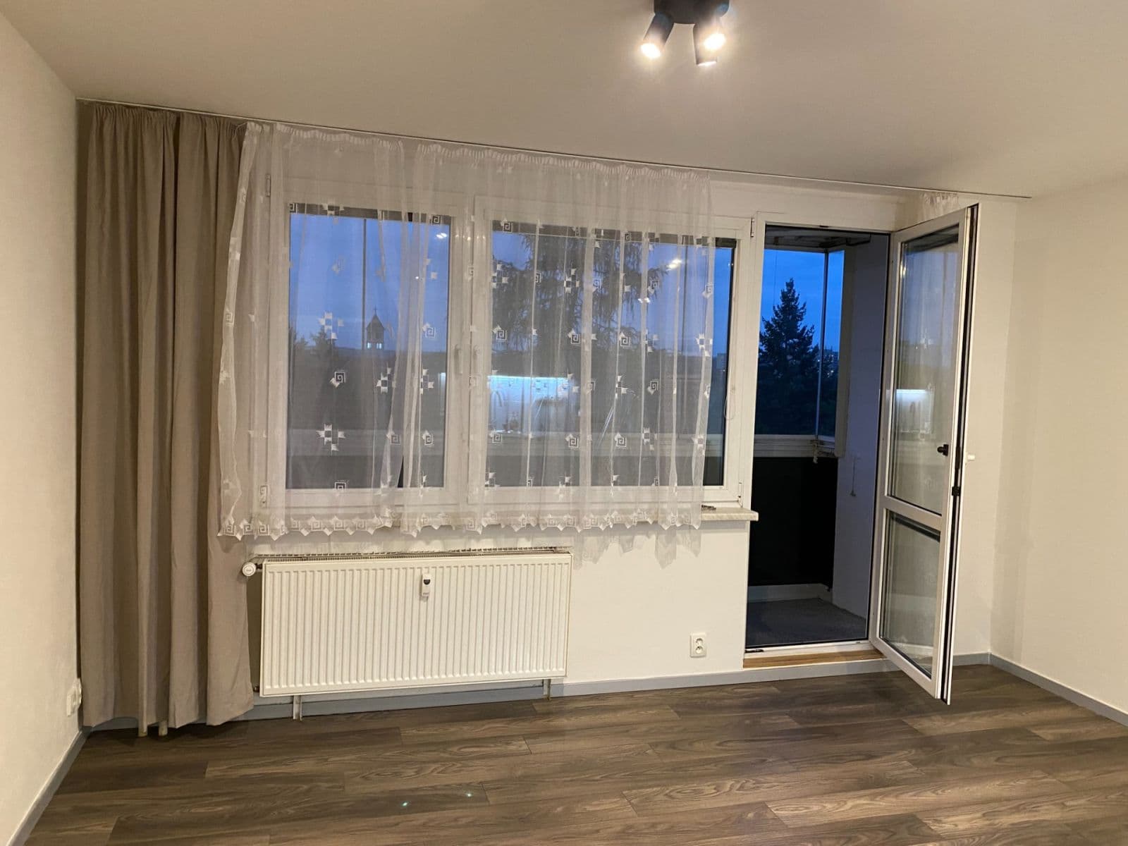 Pronájem bytu 1+kk 30 m², Písnická, Praha, Praha Pronájem bytu 1+kk 30 m², Písnická, Praha, Praha