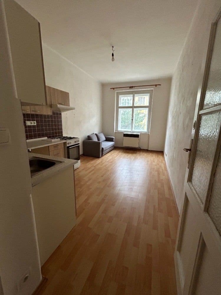 Pronájem bytu 2+kk 45 m², Žerotínova, Praha, Praha Pronájem bytu 2+kk 45 m², Žerotínova, Praha, Praha