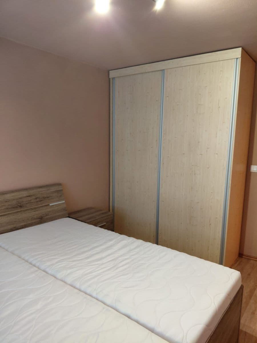 Pronájem bytu 3+kk 63 m², Mírová, Milovice, Středočeský kraj Pronájem bytu 3+kk 63 m², Mírová, Milovice, Středočeský kraj