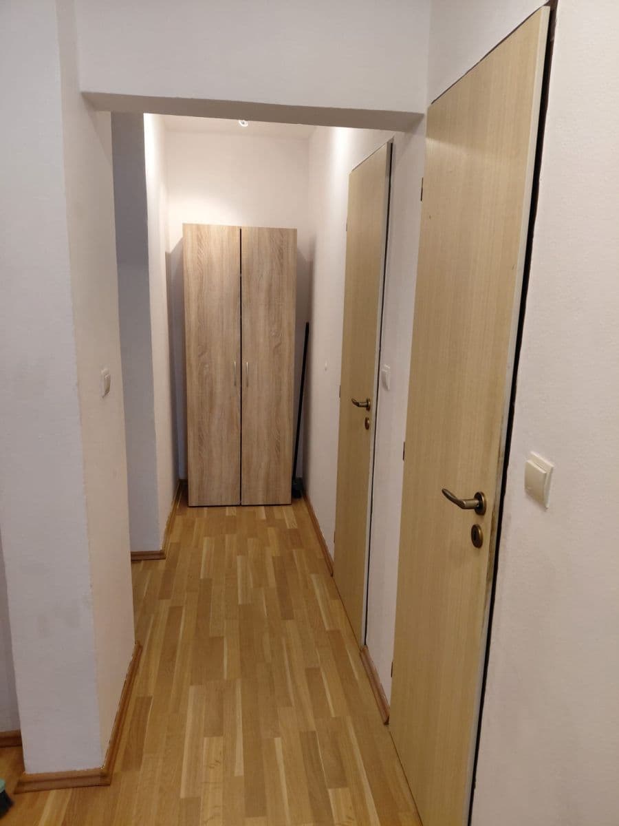 Pronájem bytu 3+kk 63 m², Mírová, Milovice, Středočeský kraj Pronájem bytu 3+kk 63 m², Mírová, Milovice, Středočeský kraj