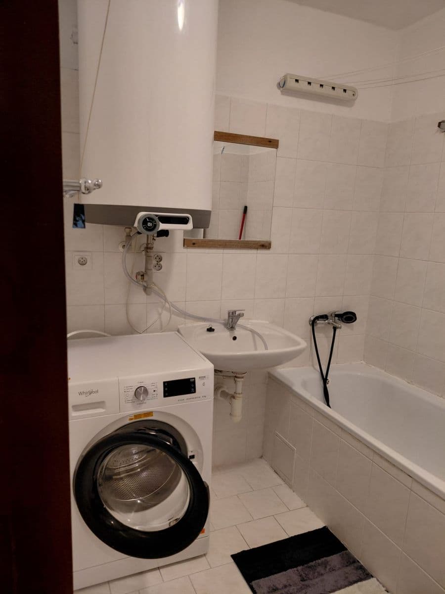 Pronájem bytu 3+kk 63 m², Mírová, Milovice, Středočeský kraj Pronájem bytu 3+kk 63 m², Mírová, Milovice, Středočeský kraj