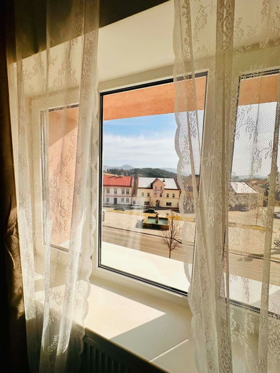 Prodej bytu 2+1 56 m², Rýchorské náměstí, Žacléř, Královéhradecký kraj Prodej bytu 2+1 56 m², Rýchorské náměstí, Žacléř, Královéhradecký kraj