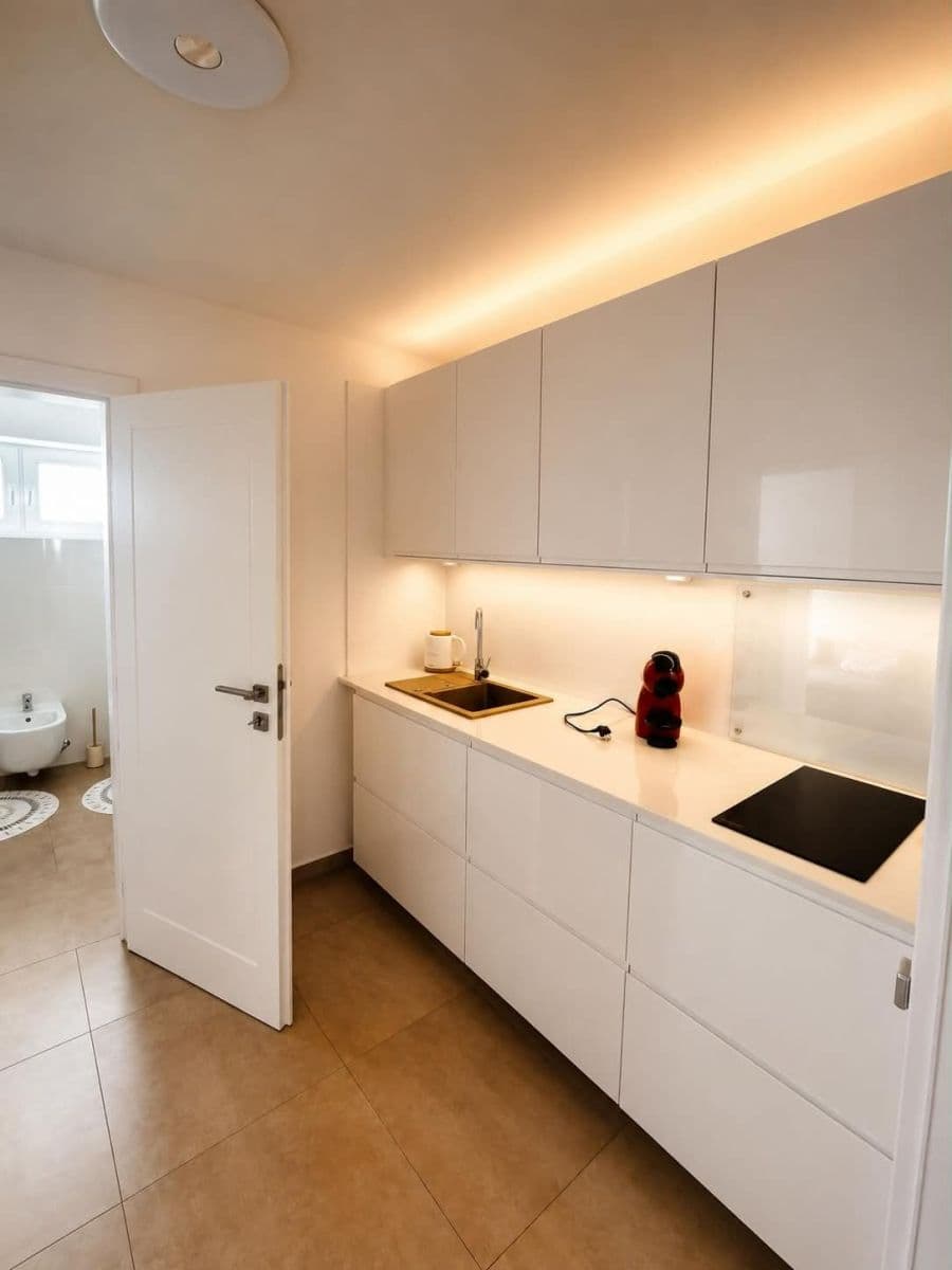 Prodej bytu 2+1 56 m², Rýchorské náměstí, Žacléř, Královéhradecký kraj Prodej bytu 2+1 56 m², Rýchorské náměstí, Žacléř, Královéhradecký kraj