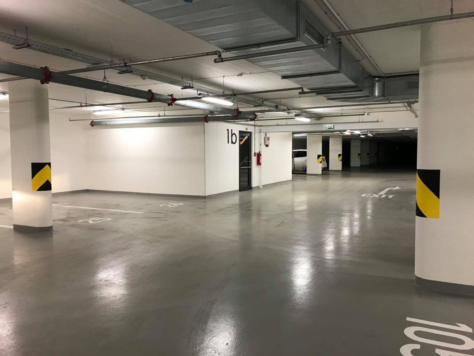 Pronájem garáže 15 m², U Průhonu, Praha, Praha Pronájem garáže 15 m², U Průhonu, Praha, Praha