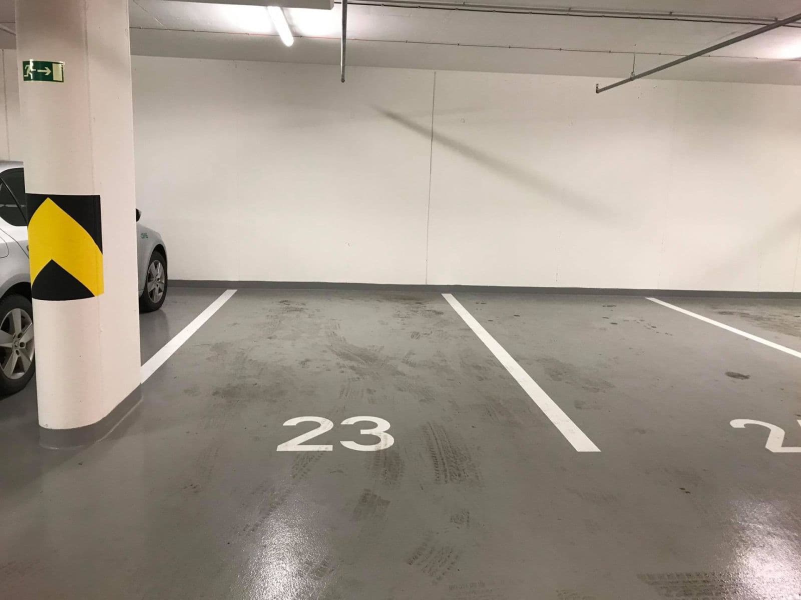 Pronájem garáže 15 m², U Průhonu, Praha, Praha Pronájem garáže 15 m², U Průhonu, Praha, Praha