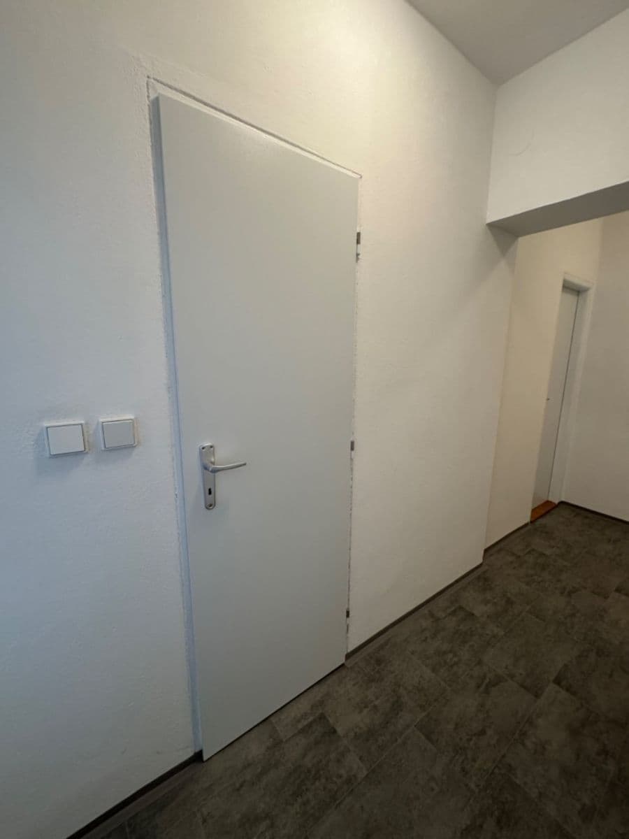 Pronájem bytu 1+1 58 m², Na Perštýně, Liberec, Liberecký kraj Pronájem bytu 1+1 58 m², Na Perštýně, Liberec, Liberecký kraj