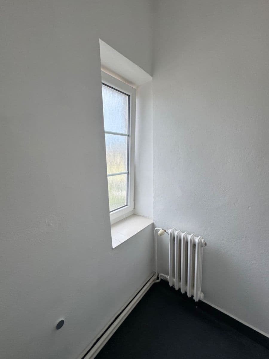 Pronájem bytu 1+1 58 m², Na Perštýně, Liberec, Liberecký kraj Pronájem bytu 1+1 58 m², Na Perštýně, Liberec, Liberecký kraj